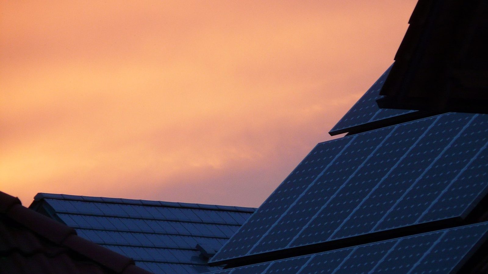 Rooftop solar panels in Fullerton, California